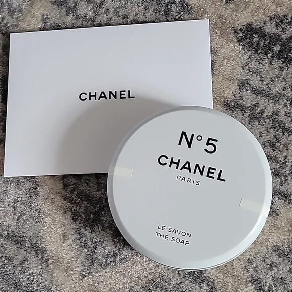 CHANEL N°5 The Soap Limited Edition With Gift Box